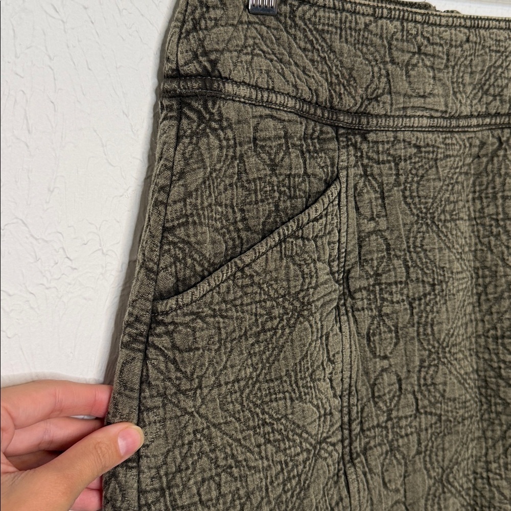 Anthropologie Pilcro A-Line Skirt Women's Mini
Cotton Quilted Back Zip size 4 - Picture 6 of 10